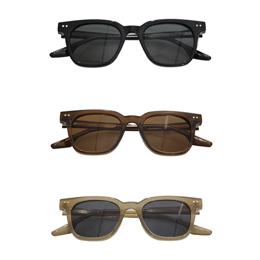 Rookie Square Sunglasses — квадратные солнцезащитные очки в минималистичном стиле