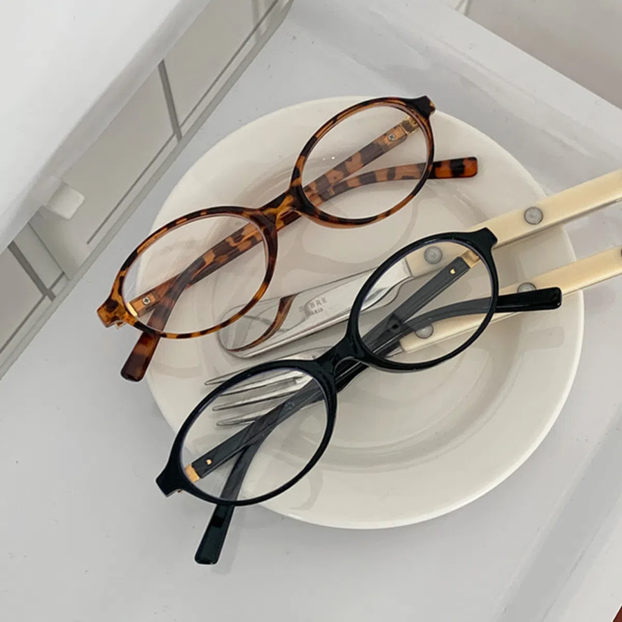 Round Oval Geek Chic Vintage Glasses — ретро-очки в круглой овальной оправе с леопардовым узором