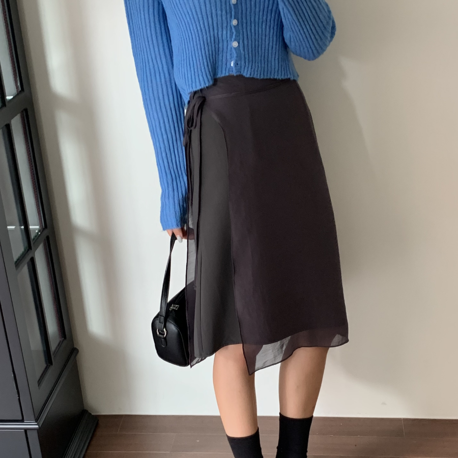 Шифоновая многослойная миди-юбка с запахом