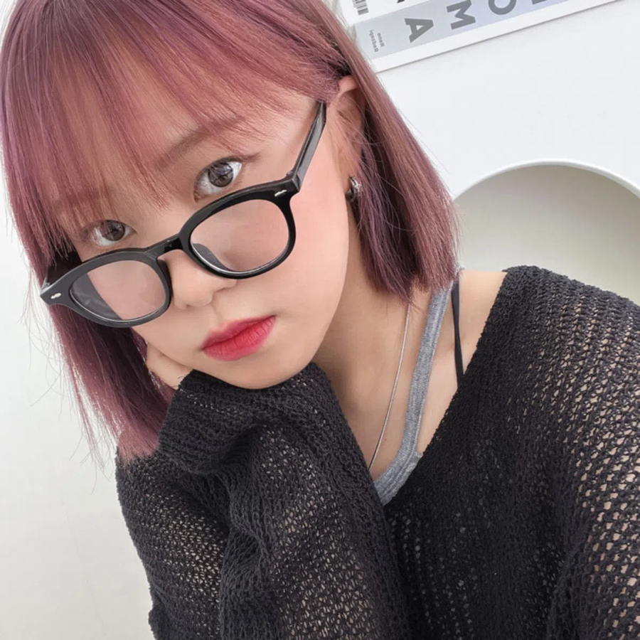 Pointy Simple UV400 Glasses — минималистичные очки с защитой от ультрафиолета