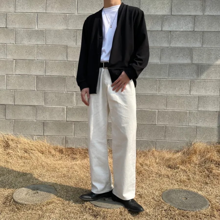 Вязаный кардиган с V-образным вырезом и пуговицами (оверсайз)