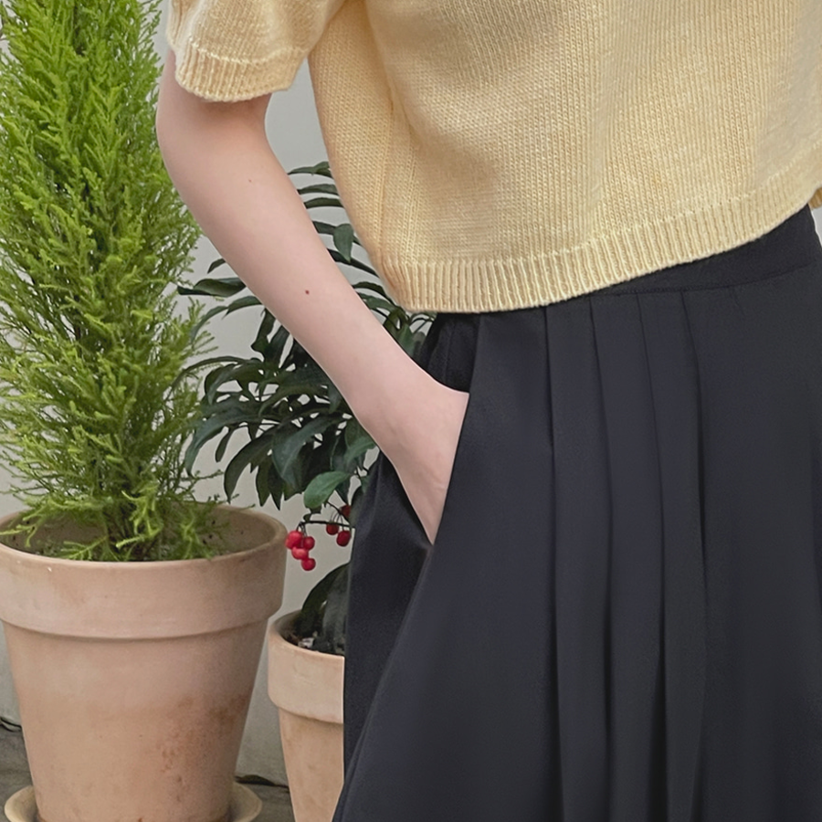 Романтичная расклешённая миди-юбка с задней резинкой