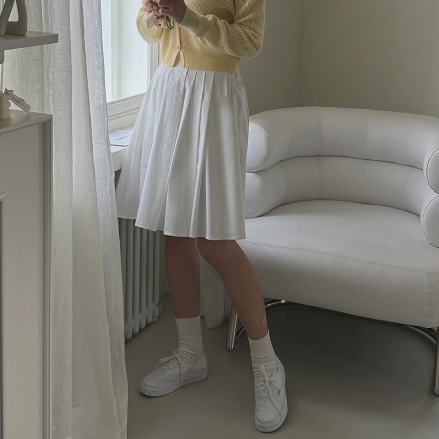 Романтичная расклешённая миди-юбка с задней резинкой