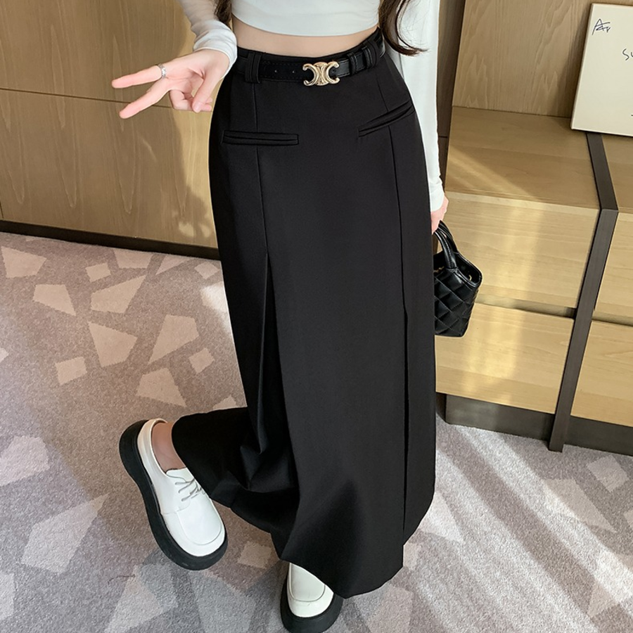 Классическая прямая юбка миди