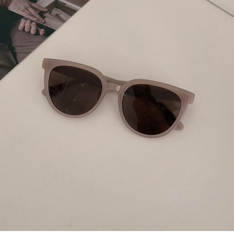 Oversized Round Sunglasses — винтажные солнцезащитные очки в стиле ретро-Y2K