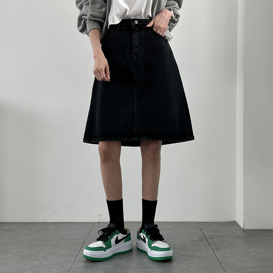 Денимовая юбка A-силуэта миди длины с высокой посадкой