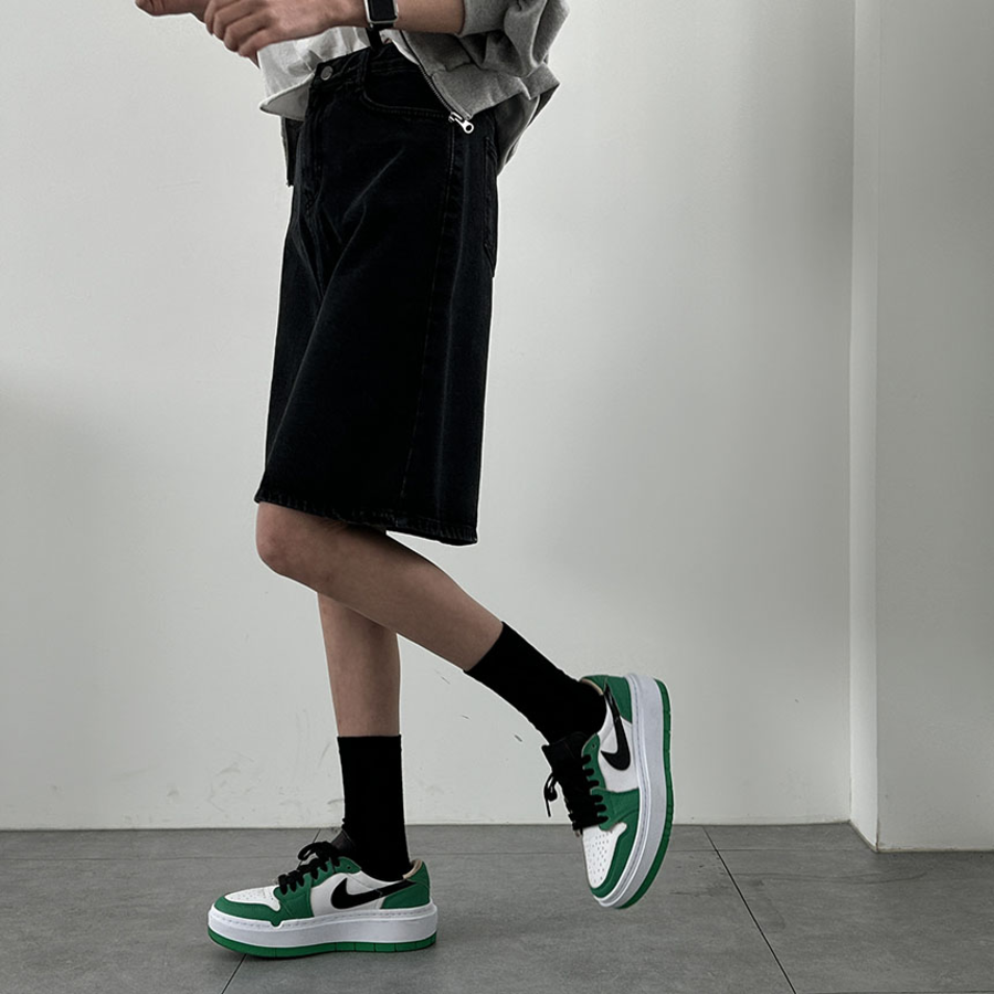 Денимовая юбка A-силуэта миди длины с высокой посадкой