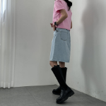 Денимовая юбка A-силуэта миди длины с высокой посадкой