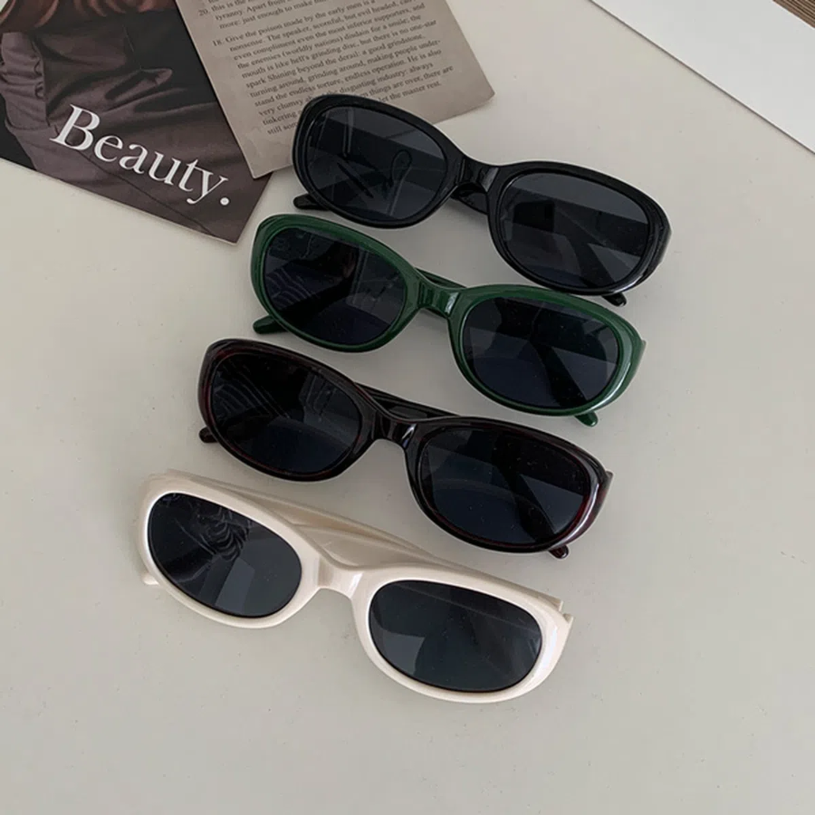 Oval Vintage Sunglasses — винтажные овальные солнцезащитные очки в стиле Y2K