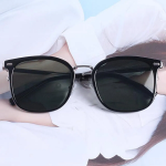 SKA-3045 Oversized Classic Sunglasses — стильная комбинация металла и пластика в повседневном формате