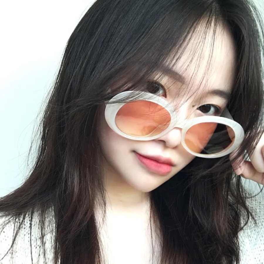 SKA-3043 Retro Oval Oversized Sunglasses — акцентный ретро-стиль в розово-белой палитре