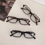 Vintage Square Horn-Rimmed Glasses — винтажные квадратные очки в роговой оправе в стиле Y2K
