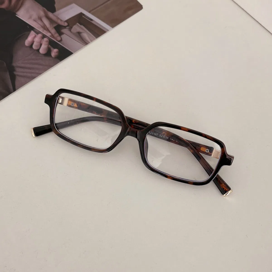 Vintage Square Horn-Rimmed Glasses — винтажные квадратные очки в роговой оправе в стиле Y2K