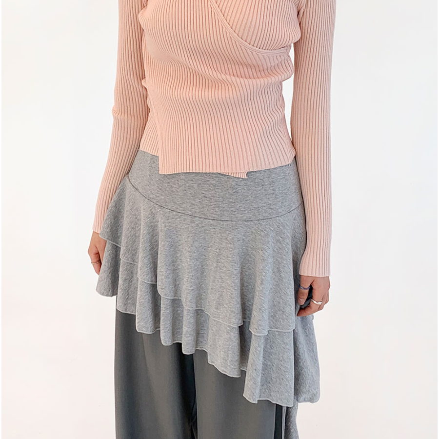 Асимметричная юбка с многослойными воланами и эластичным поясом