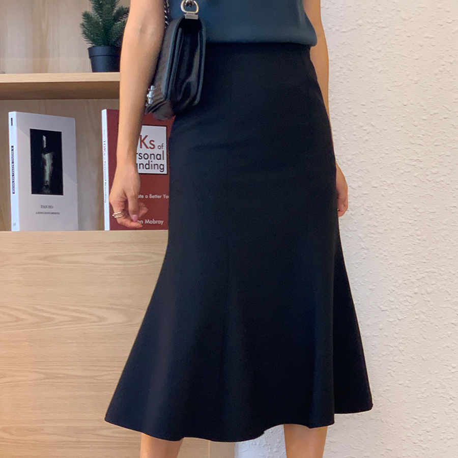 Миди-юбка в стиле «русалка» с принтом вишнёвого цветка