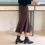 Миди-юбка в стиле «русалка» с принтом вишнёвого цветка