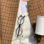 O2 Classic Glasses — сдержанная классика на каждый день