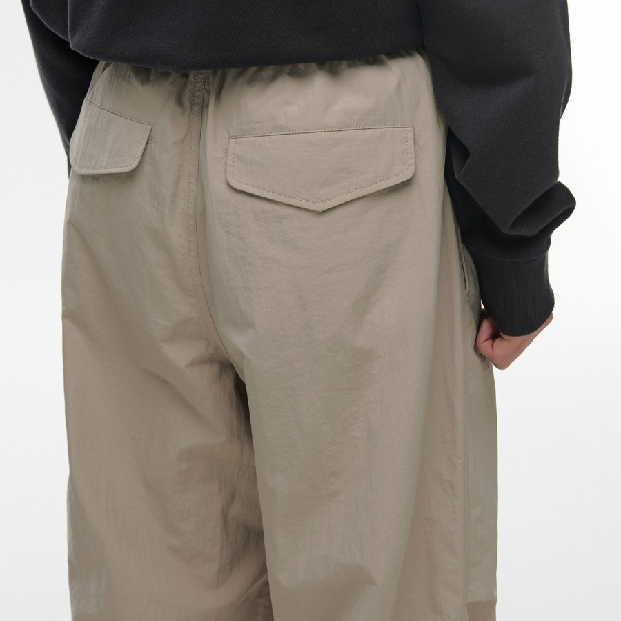 Nylon Parachute Pants [Beige]
