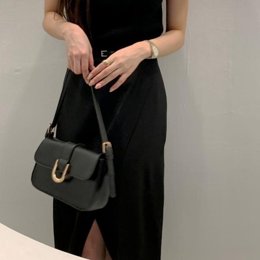 Миди-юбка с запáхом и разрезом в элегантном стиле