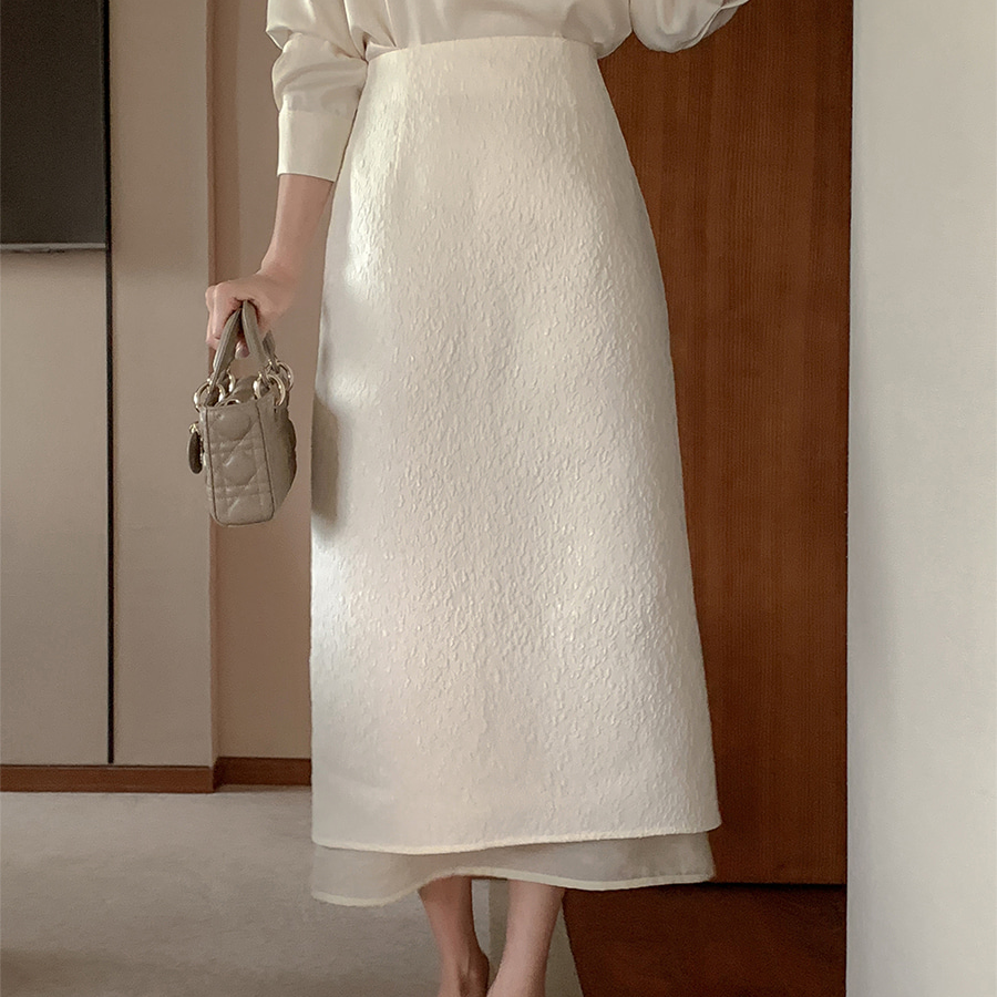 Юбка H-силуэта с цветочным жаккардом и вставками из органзы