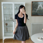 Миди-юбка с плиссировкой, поясом и задней резинкой