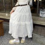 Белая длинная юбка с кружевом и ярусами на резинке