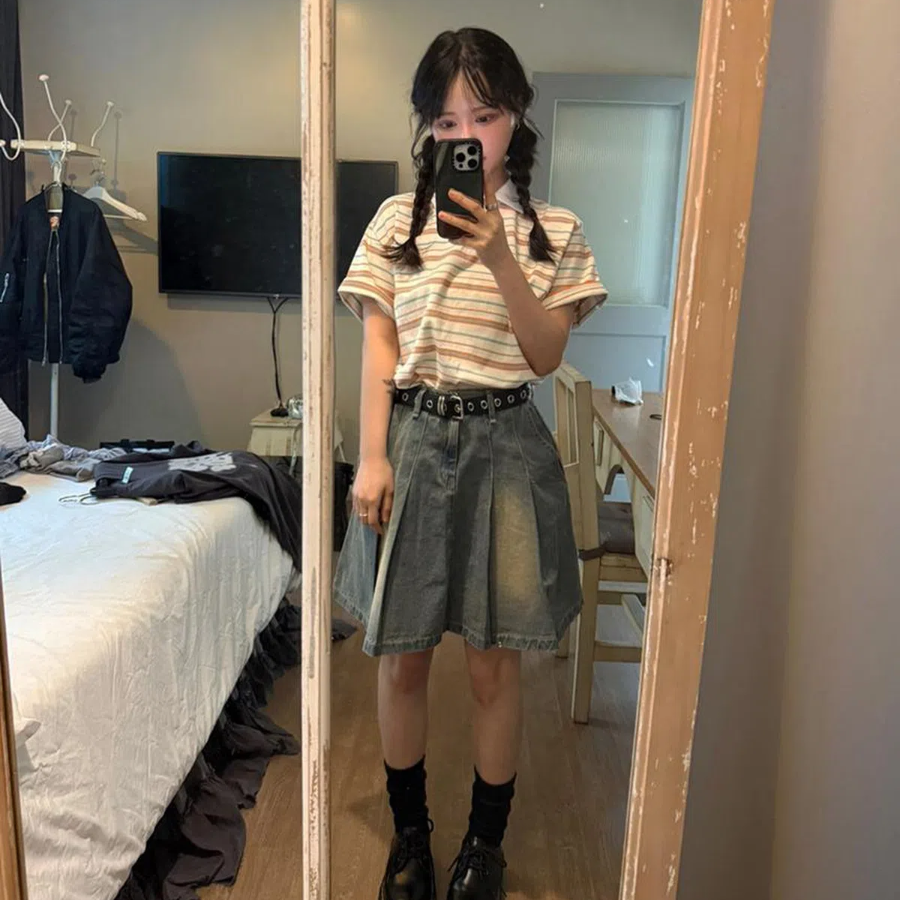 Джинсовая миди-юбка плиссе в теннисном стиле с A-силуэтом