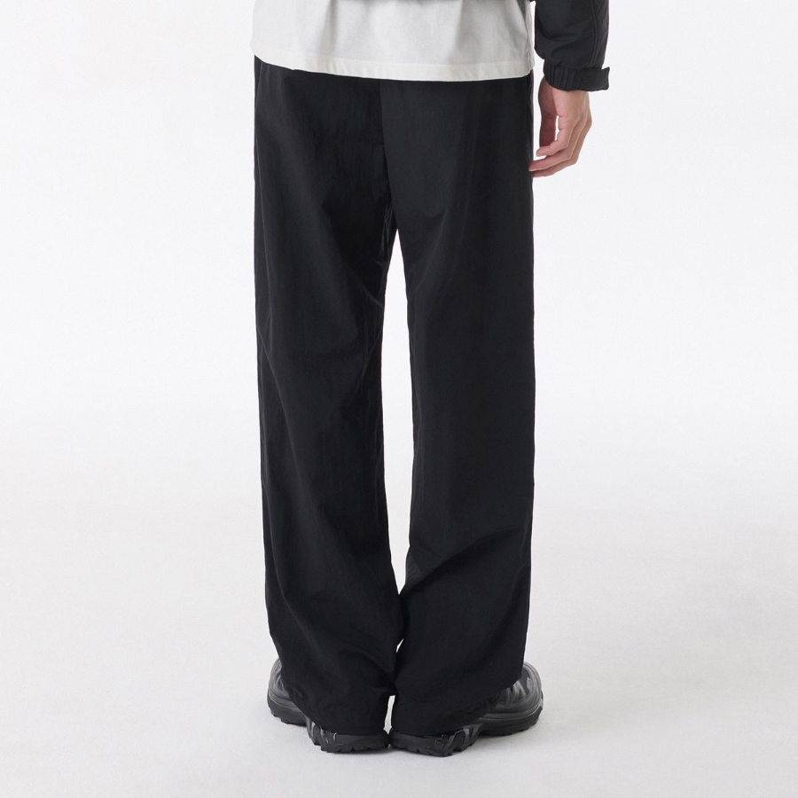 Nylon One-Tuck Wide String Pants [Black]
