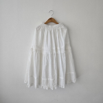 Длинная юбка с оборками, кружевом и текстурой «попкорн»