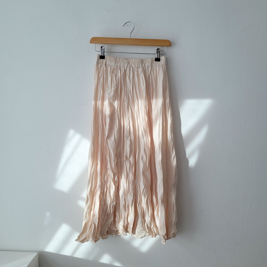 Длинная плиссированная юбка с эффектом жатки