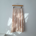 Длинная плиссированная юбка с эффектом жатки