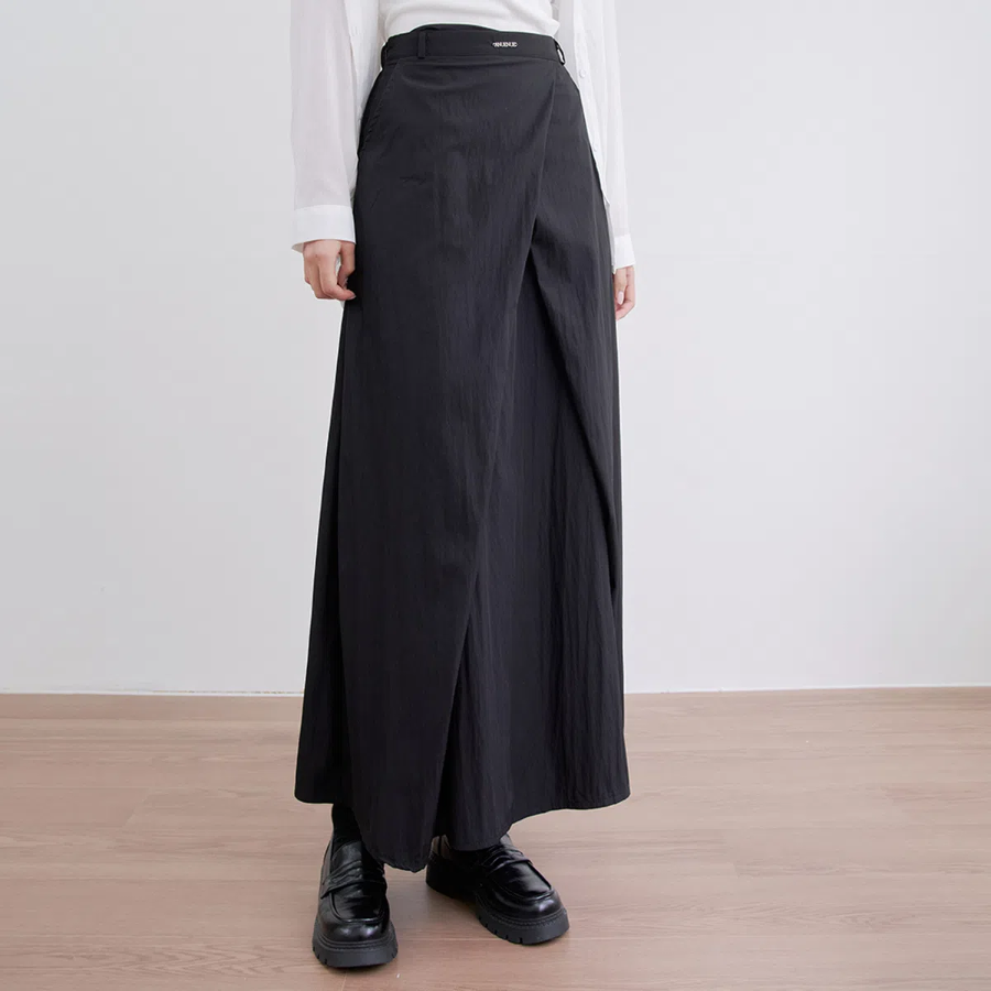 Ассиметричная длинная юбка с эффектом запаха