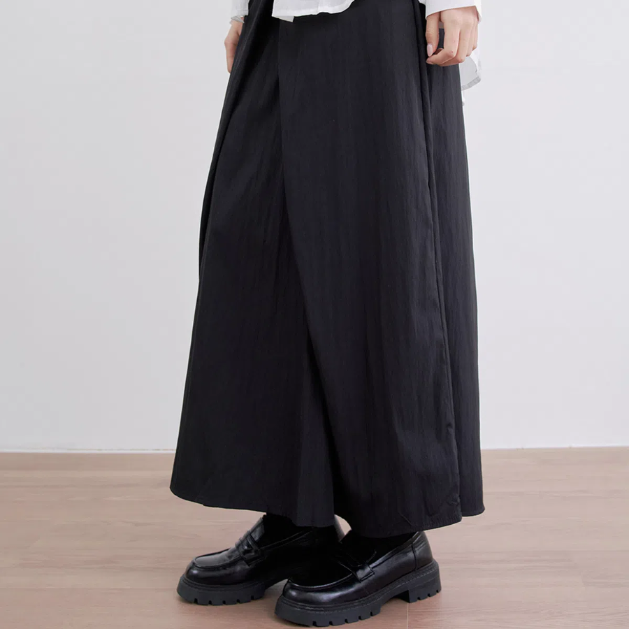 Ассиметричная длинная юбка с эффектом запаха