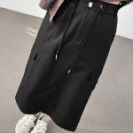 Длинная юбка с карманами и разрезом из нейлона