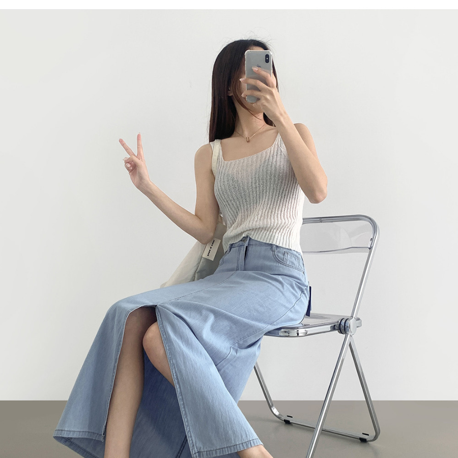 Длинная джинсовая юбка с задней резинкой и свободным кроем