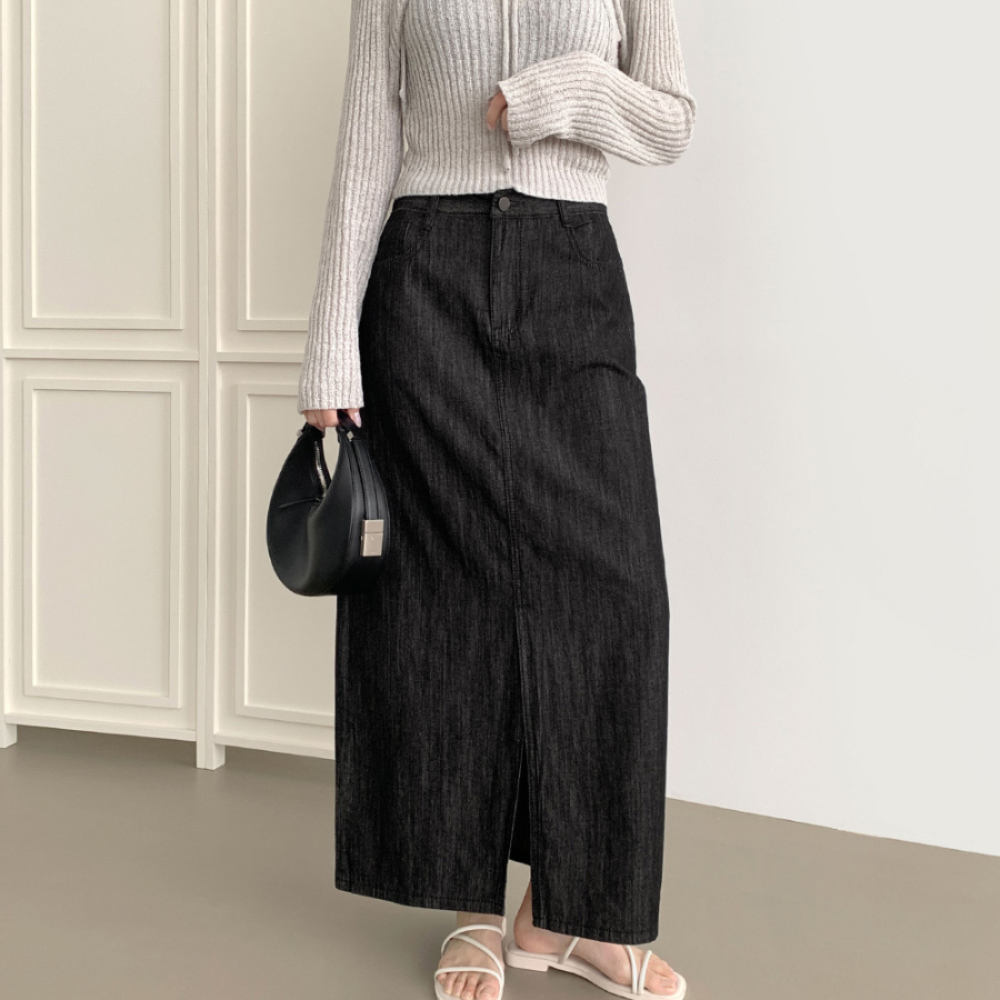 Длинная джинсовая юбка с задней резинкой и свободным кроем