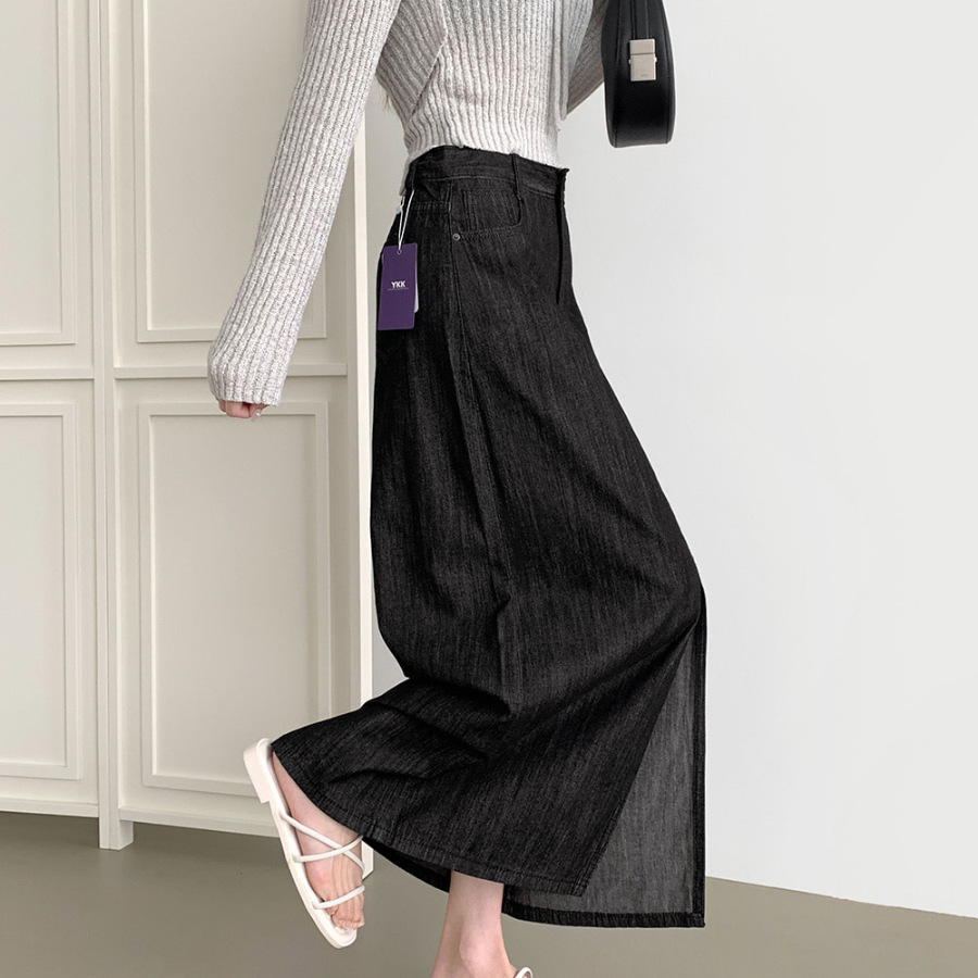 Длинная джинсовая юбка с задней резинкой и свободным кроем