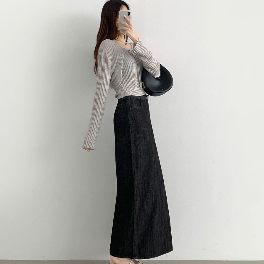 Длинная джинсовая юбка с задней резинкой и свободным кроем