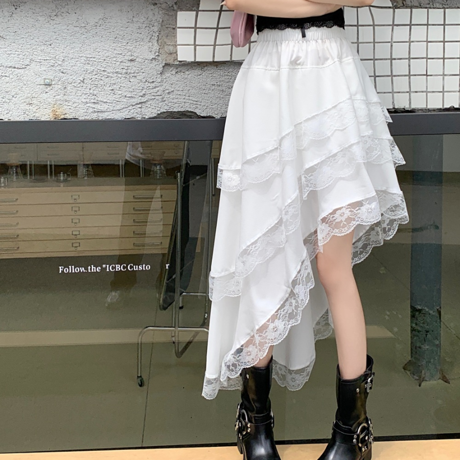 Длинная юбка с ярусами, кружевом и асимметричным кроем на резинке