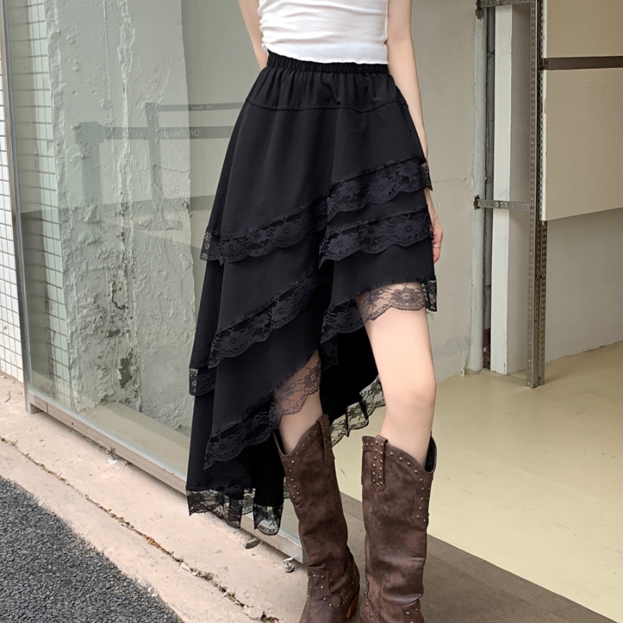 Длинная юбка с ярусами, кружевом и асимметричным кроем на резинке