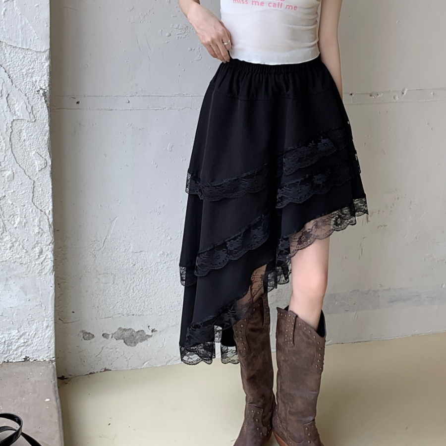 Длинная юбка с ярусами, кружевом и асимметричным кроем на резинке