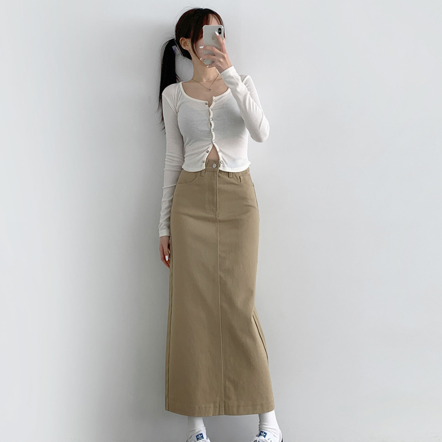 Длинная хлопковая юбка H-силуэта с разрезом и эластичной спинкой