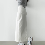 Длинная хлопковая юбка H-силуэта с разрезом и эластичной спинкой