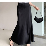 Длинная атласная юбка A-силуэта с высокой посадкой и скрытой резинкой