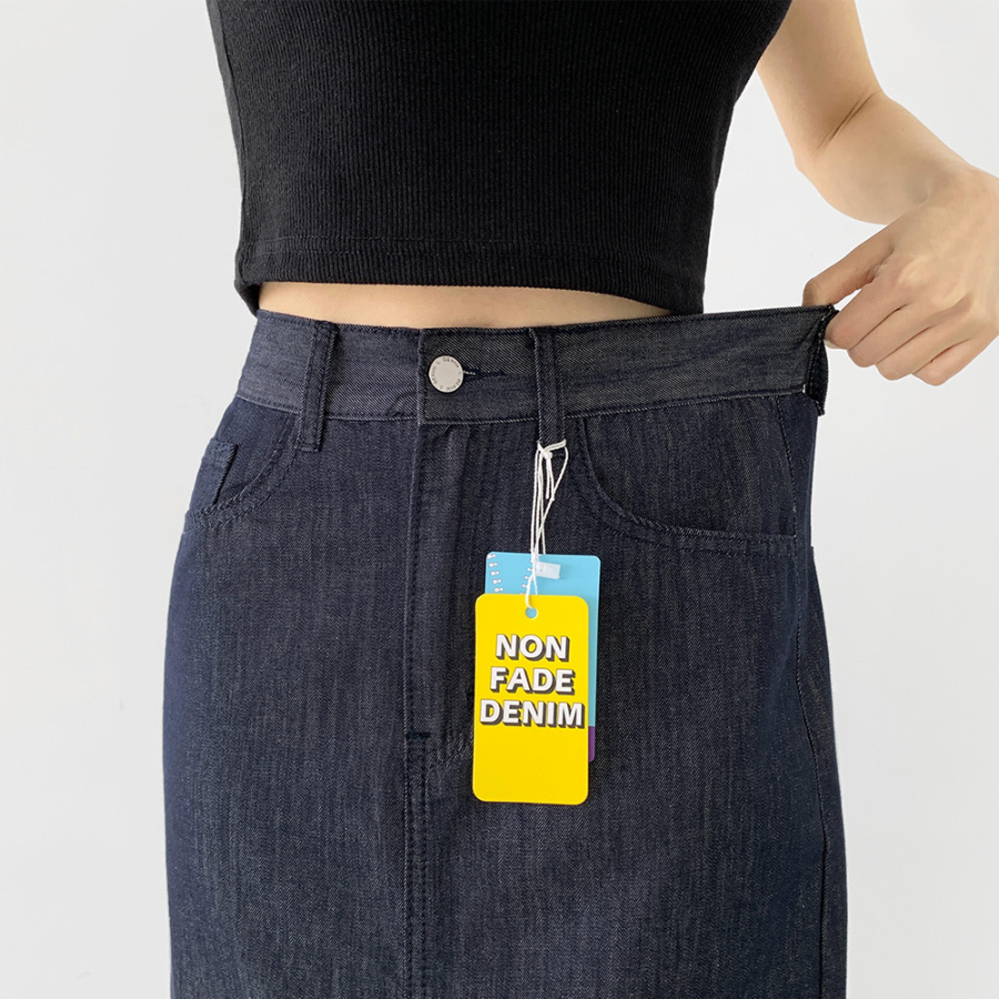Летняя охлаждающая джинсовая юбка H-силуэта с разрезом сзади и эффектом "non-fade"