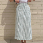 Длинная хлопковая юбка в клетку H-силуэта с разрезом и эластичной вставкой сзади