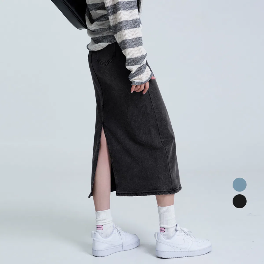 Длинная джинсовая юбка с винтажной стиркой и базовым дизайном