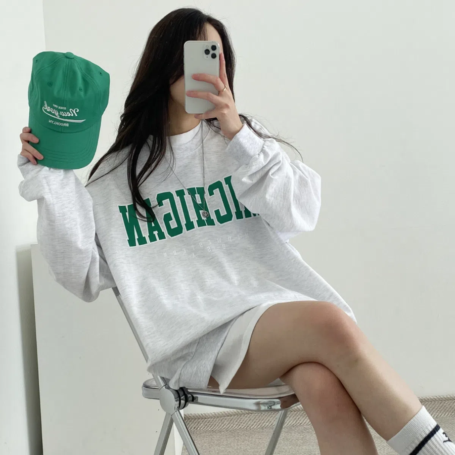 Michigan Lettering Oversized Sweatshirt