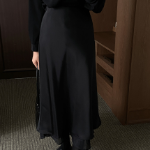 Длинная атласная юбка с полупрозрачным верхним слоем и эластичным поясом