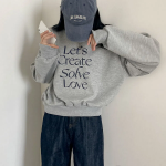 BR Lettering Balloon Sweatshirt